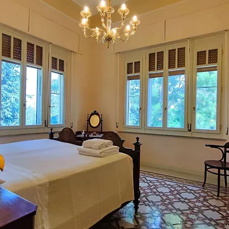 Fazi - Liberty Style With Private Pool & Park 别墅