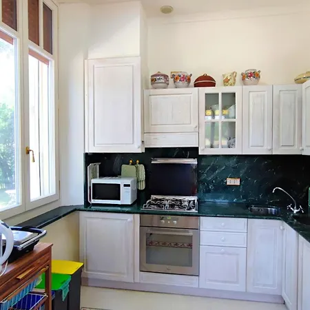 Villa Fazi - Liberty Style With Private Pool & Park